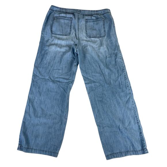 Chico's Women Lightweight Jeans Sz 2 (US Large/12) Cotton/Lyocell Blend Wide Leg - Picture 2 of 5